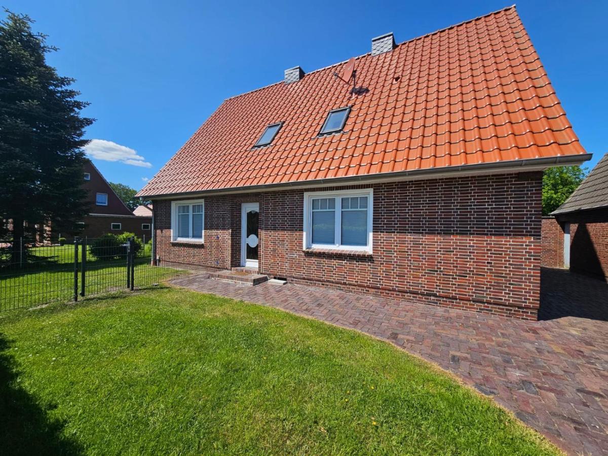 Ferienhaus Uttied Berumbur Bagian luar foto